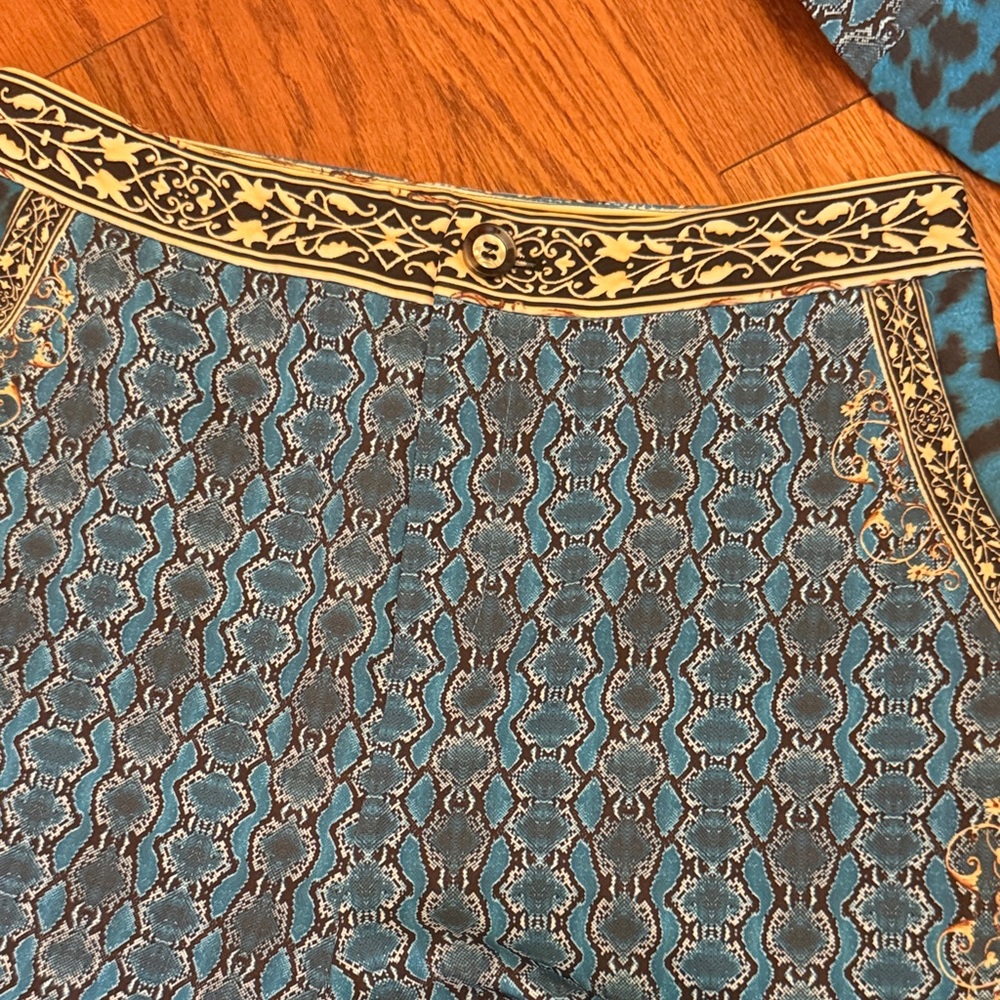 Elegant Blue and Gold Women's Pantsuit - Picture 6 of 7
